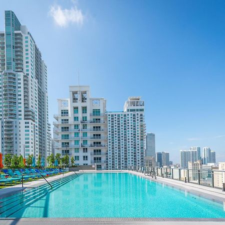 Luxurious King Bed Suite In Downtown Miami Exterior photo